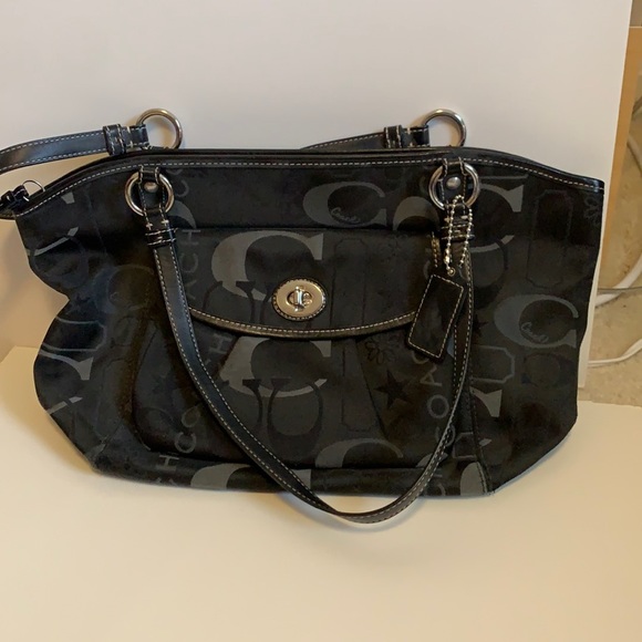 Coach Handbags - Coach black purse